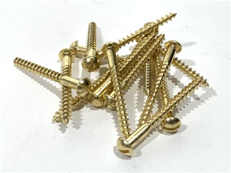 Brass Wood Screws Round Head Slotted: Menyelenggarakan Proyek dengan Akurat dan Efisiensi