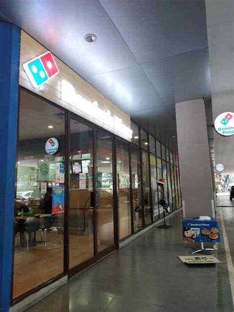 Menu Dominos Pizza – Cyberpark Karawaci