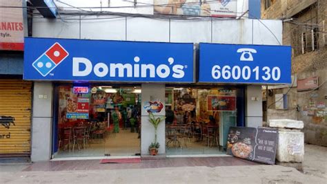 Domino’s Pizza Exhibition Road: Where Flavors Come Alive