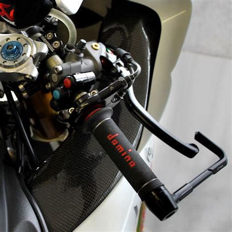 Mengatur Harga: Domino MotoGP Rubber Sportbike Grips