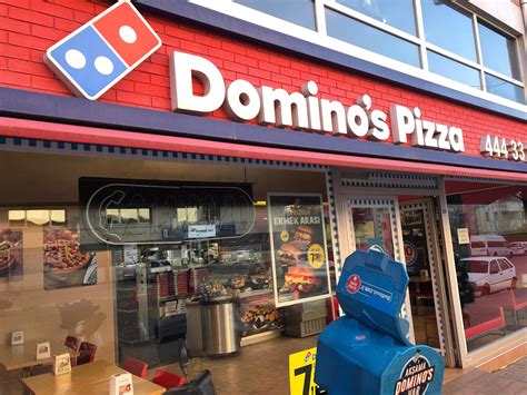 Mengapa Memilih Domino’s Pizza International