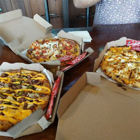 Domino’s Pizza Daan Mogot, Jakarta: The Perfect Destination for Pizza Lovers