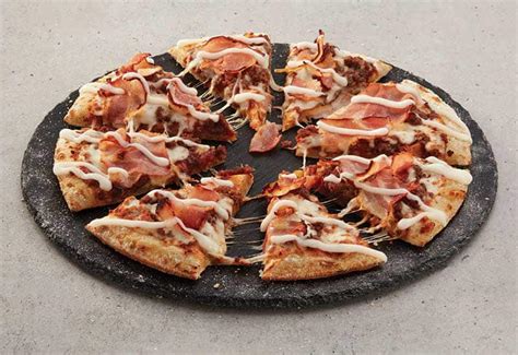 Domino’s Cheeseburger Pizza: Thumbs Up or Down