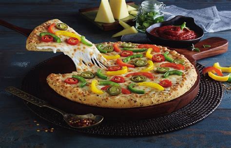 Domino’s Pizza SJP PLAZA, MATHURA: The Ultimate Destination for Pizza Lovers