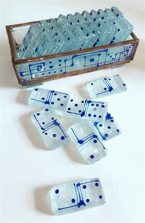 Menembus Batas: Set Domino dari Kaca yang Menarik