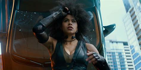 Zazie Beetz: Aktris dan Produser yang Menjadi Bagian dari Deadpool 2