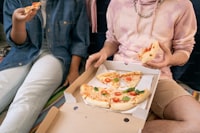 Mengapa Saham Domino’s Pizza Turun