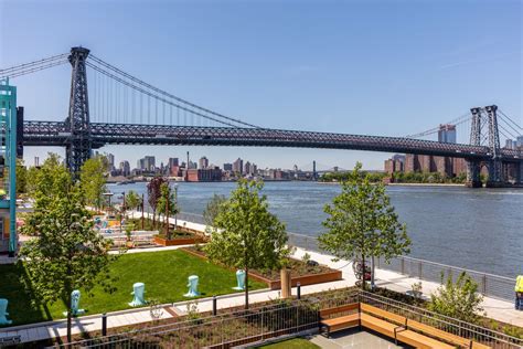 Domino Park: The Sweetest Spot in Brooklyn