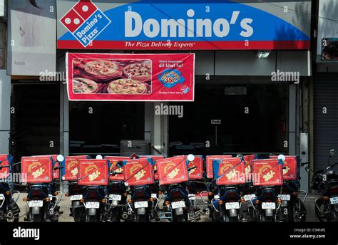 Domino’s Pizza NEHRU PARK, Yamuna Nagar – Berbagi Kasih dengan Menu dan Harga yang Terjangkau