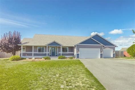 Scatter Creek Dream Home: 2713 Scatter Creek Ct Tenino, WA