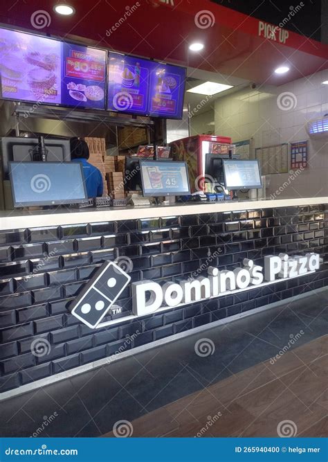 Kedai Favorit Pizza Domino’s – Tempat Terbaik untuk Makanan Enak