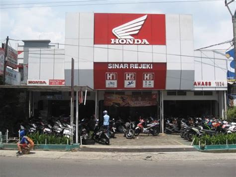 Bawa Sepeda Motor ke Sinar Rejeki Motor, Denpasar