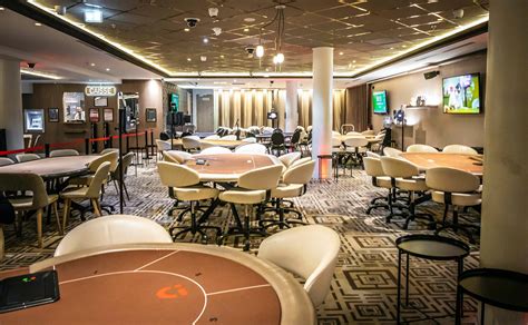 Club Pierre Charron: The Ultimate Gaming Experience in Paris