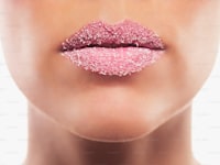 Sugar Rush Lip Scrub: Memberi Wajah yang Mengkilap pada Bibir Anda