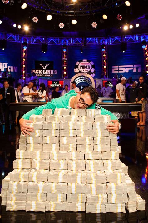 WPT Big One for One Drop: Artikel ini membahas tentang turnamen poker WPT Big One for One Drop yang diadakan pada tanggal 21-22 Juli