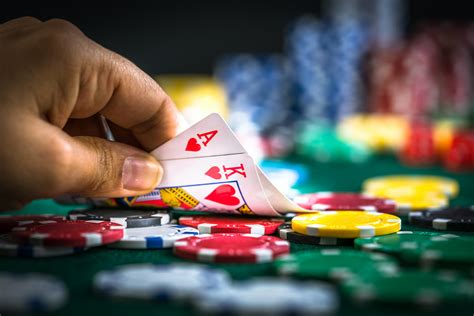 Judi Poker Online: Kelezatan Bermain di Idnpoker