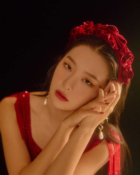 Menggarahkan Seulgi Red Velvet: Menulis Lagu dan Mengembangkan Saya