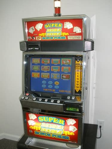 Artikel: IGT Game King Super Star Poker Multi-Game Video Machine