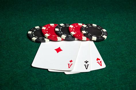 Berbagai Jenis dan Cara Bermain Poker: Cincinnati Community Poker