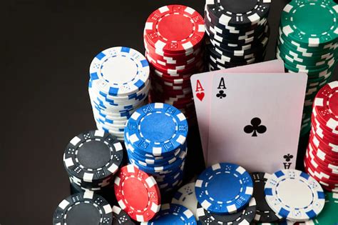 Analisis Hukum Islam Terhadap Jual Beli Chip Poker Online di Facebook dan Mereka-Mereknya