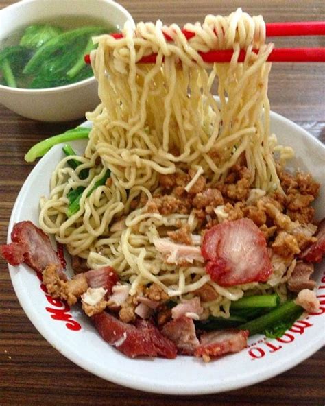 Mie-Mie di Gading Serpong: Berbagai Rasa dan Topping